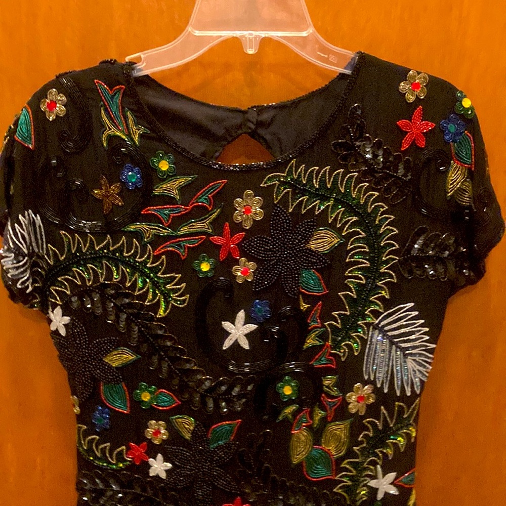 Stunning Beaded Dress - M - Picture 2 of 8